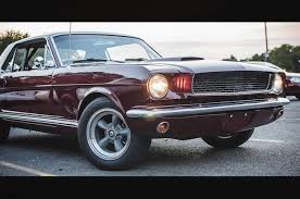 https://guia-automovil.com/2020/10/07/los-3-mejores-autos-clasicos-de-ford